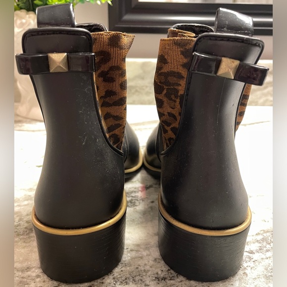 Kate Spade Sedgewick Domina Chelsea Ankle Rain Boots in Leopard - Picture 5 of 6
